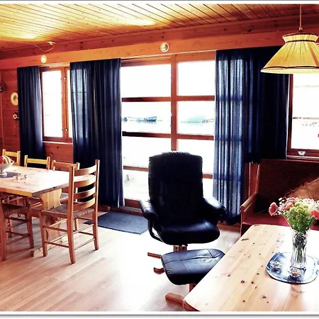 Solvag * Hjelmeland